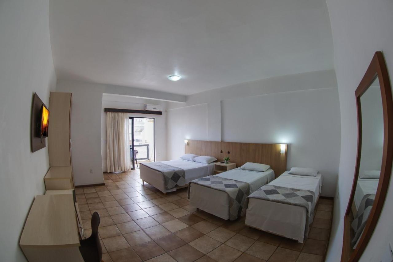 Flipper Hotel Laguna Bagian luar foto