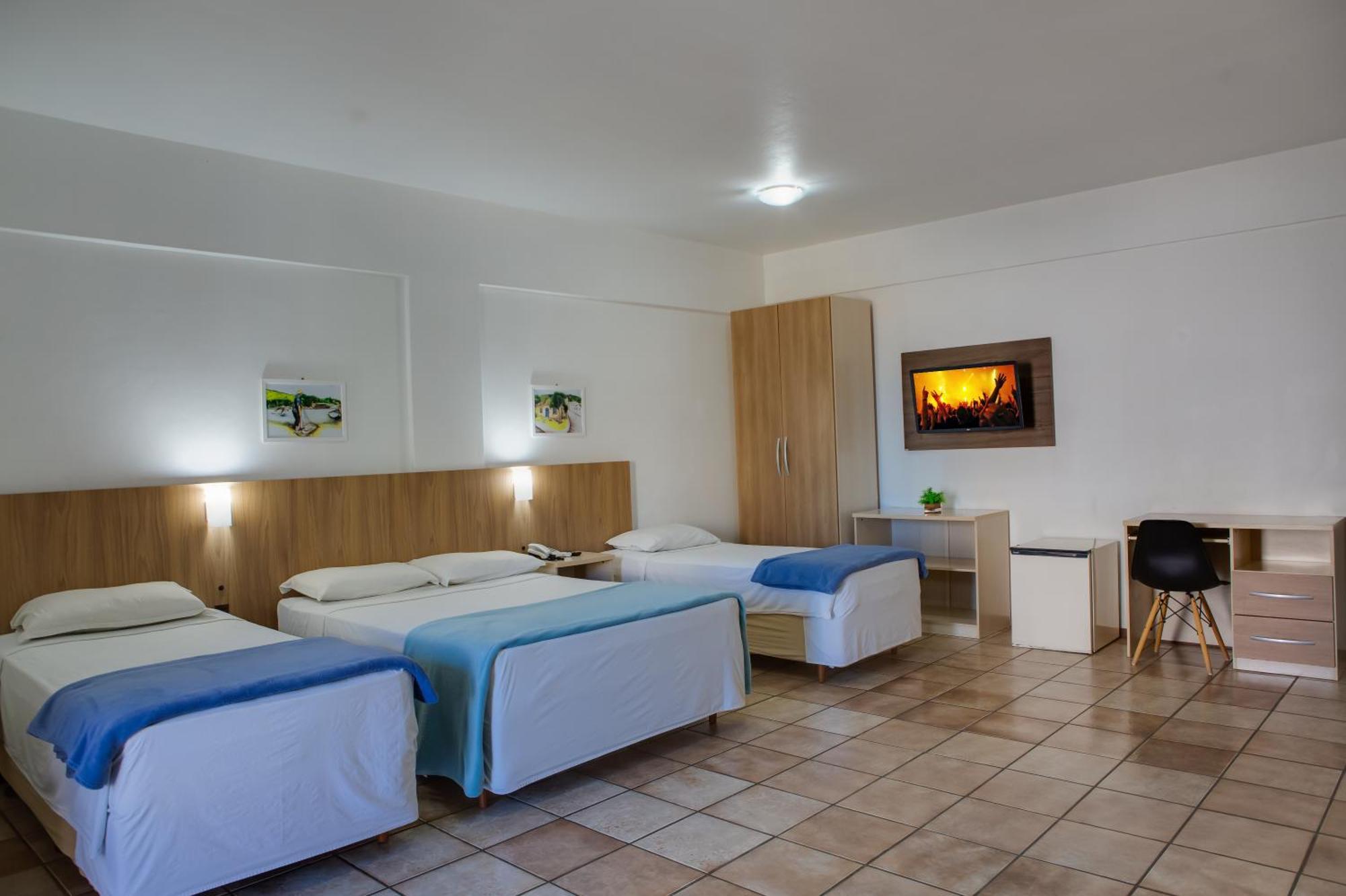 Flipper Hotel Laguna Bagian luar foto