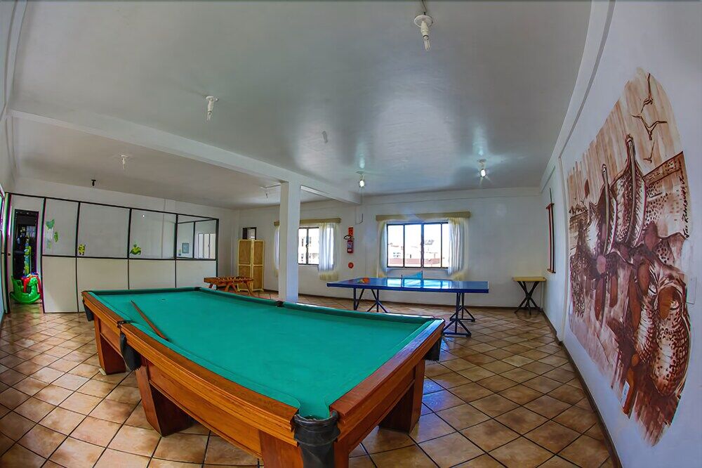 Flipper Hotel Laguna Bagian luar foto